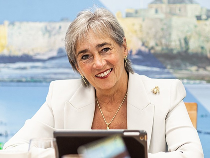 Jcra 700X500stephanie Liston